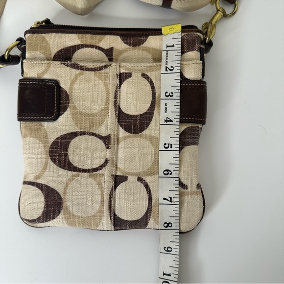 Coach Signature Crossbody Swingpack Cream/Tan/Brown Handbag 41464 - Picture 15 of 16